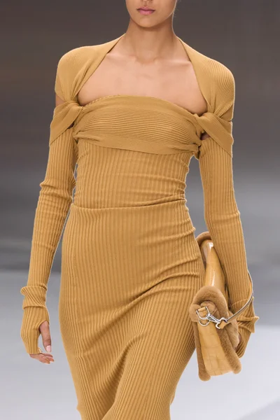 Look 42
